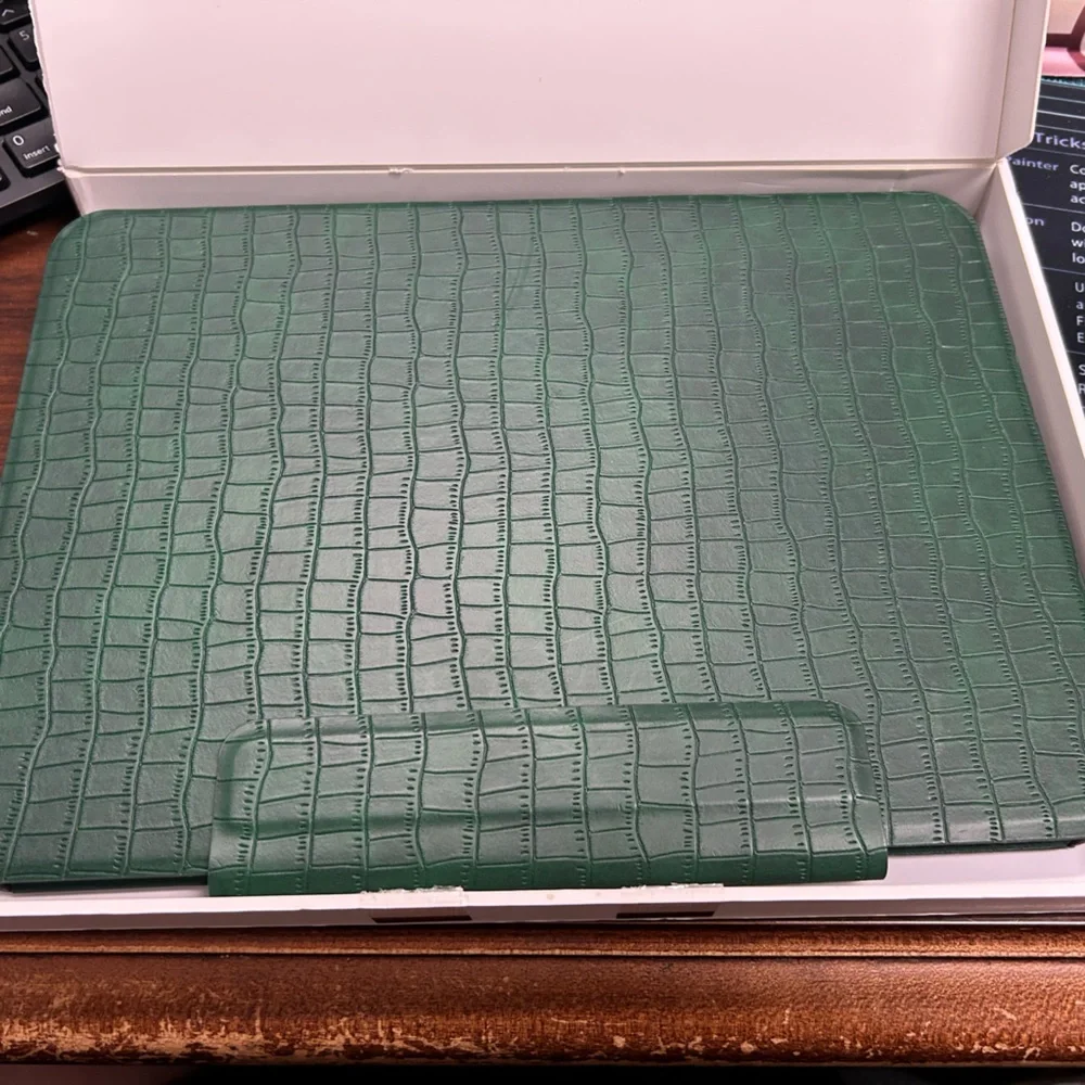 CoBak Magnetic Case with Stand for iPad Pro 13 Inch